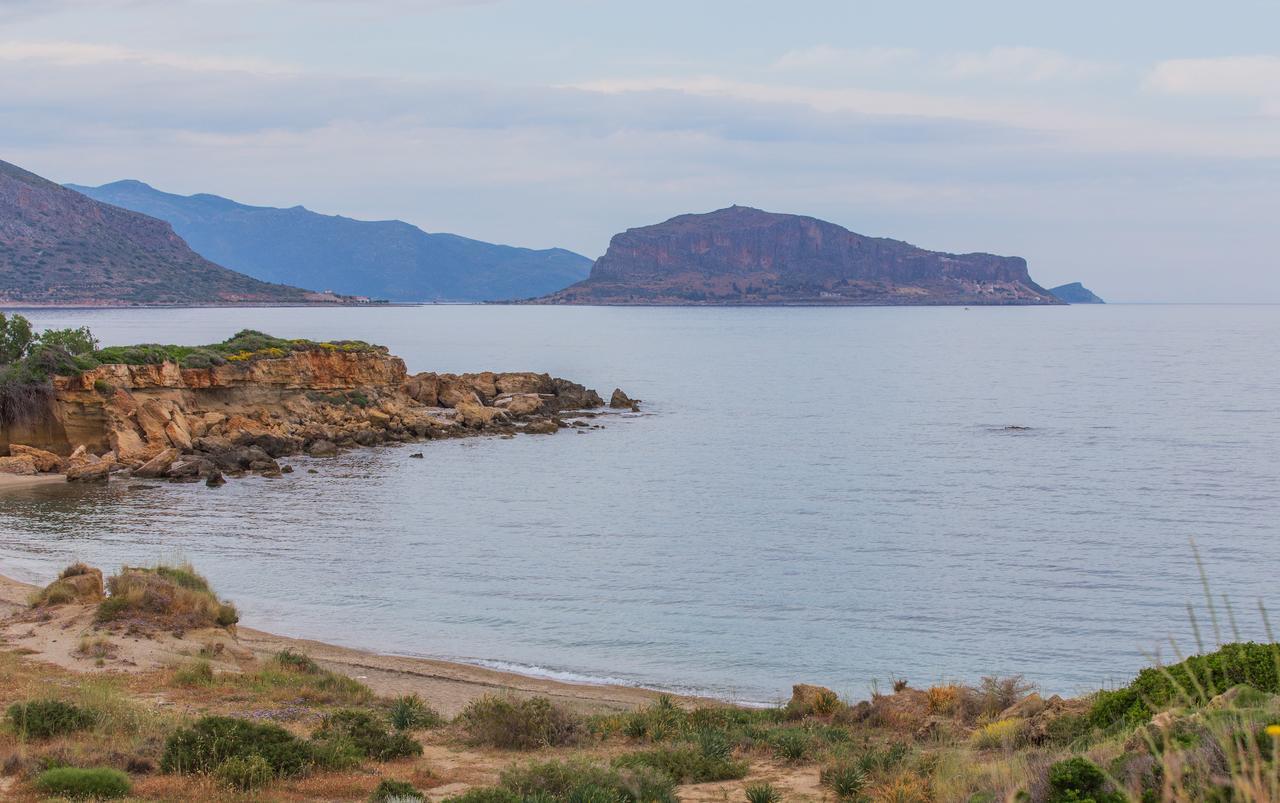 Ta Ambelakia Apartment Monemvasia Luaran gambar